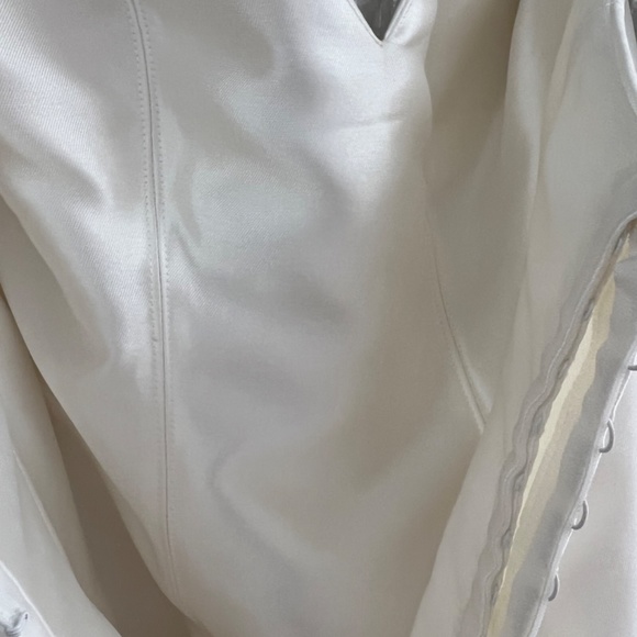 Allure Wedding Gown Style 9416 Size 12 Ivory - Picture 8 of 10